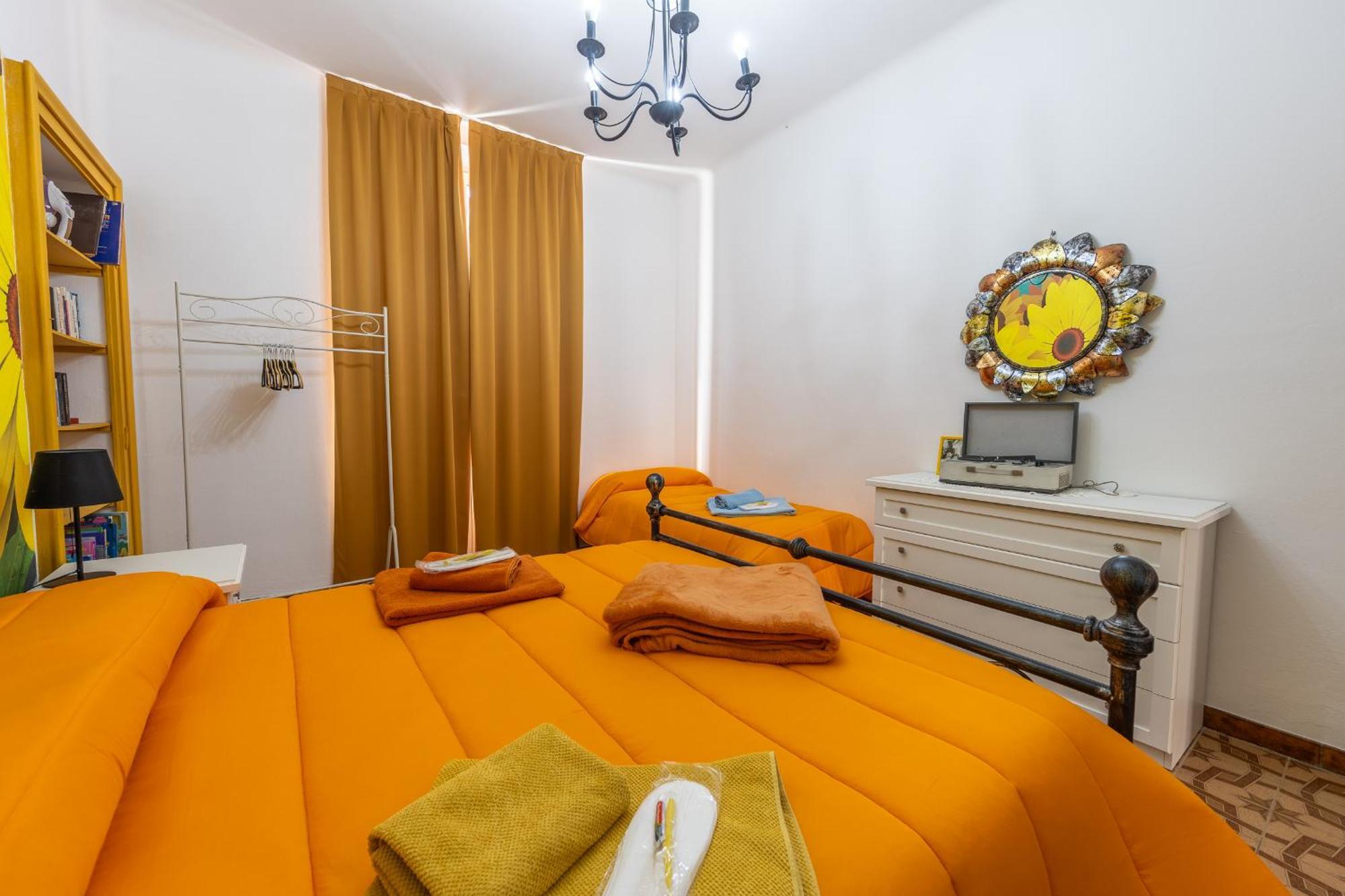 Casa Vacanza Dimora Vincenza Luino Ngoại thất bức ảnh